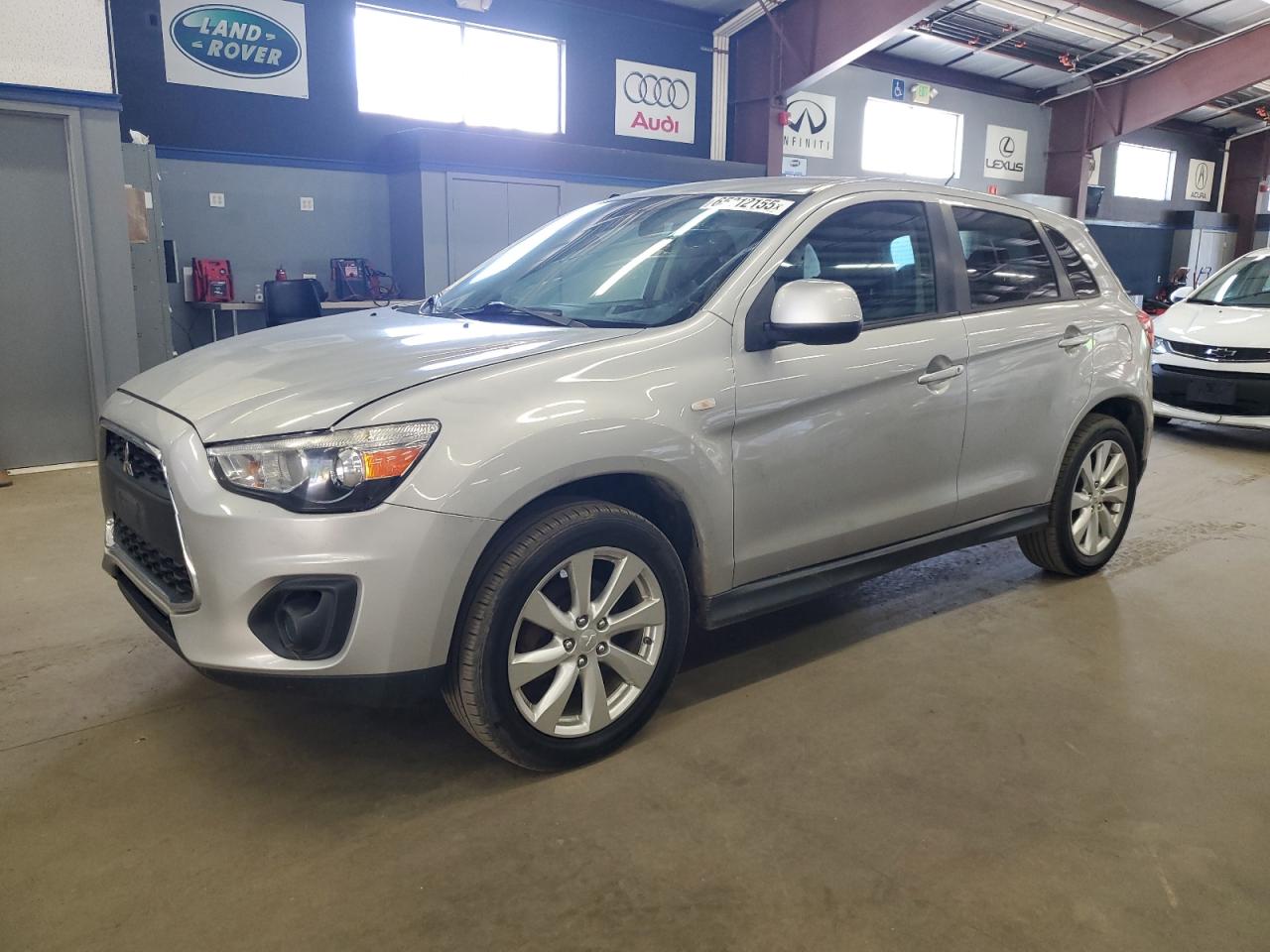 MITSUBISHI OUTLANDER ES