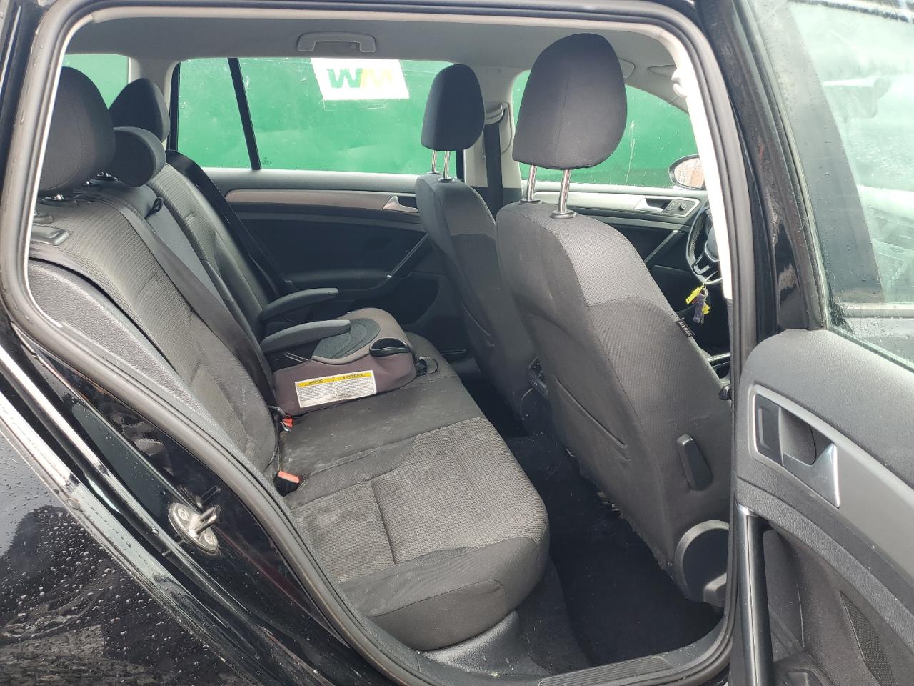 VOLKSWAGEN GOLF SPORTSVAN S