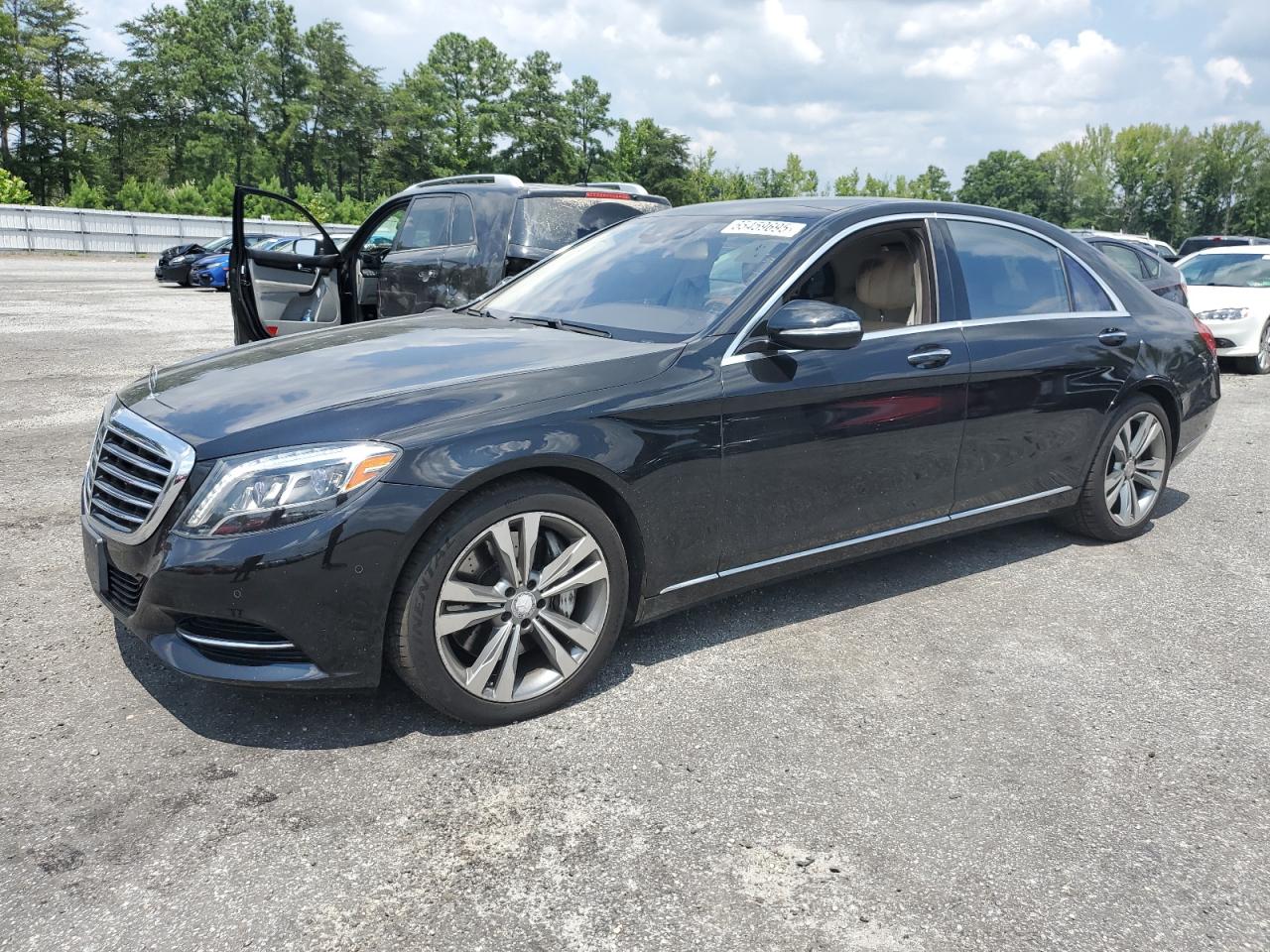 MERCEDES-BENZ S-CLASS 550