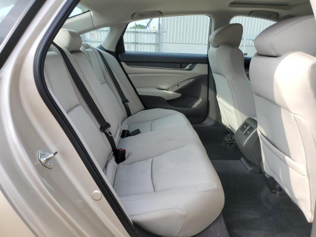 2018 HONDA ACCORD EX 1HGCV1F42JA152132