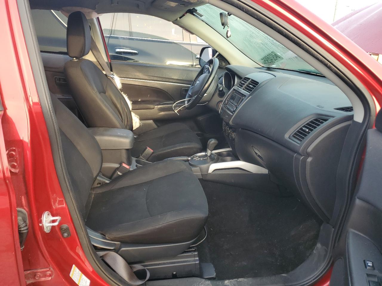 MITSUBISHI OUTLANDER ES