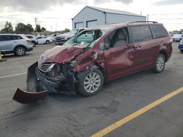 TOYOTA SIENNA LE