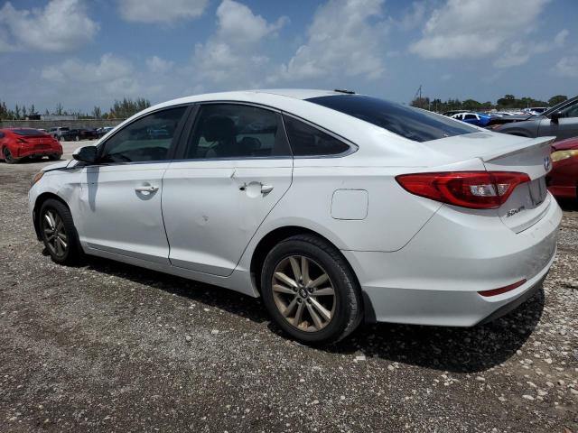2015 HYUNDAI SONATA SE 5NPE24AF4FH207352