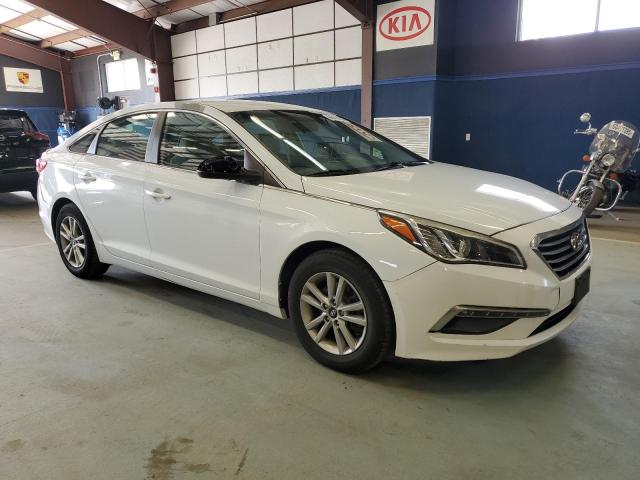 2015 HYUNDAI SONATA SE 5NPE24AF4FH141496