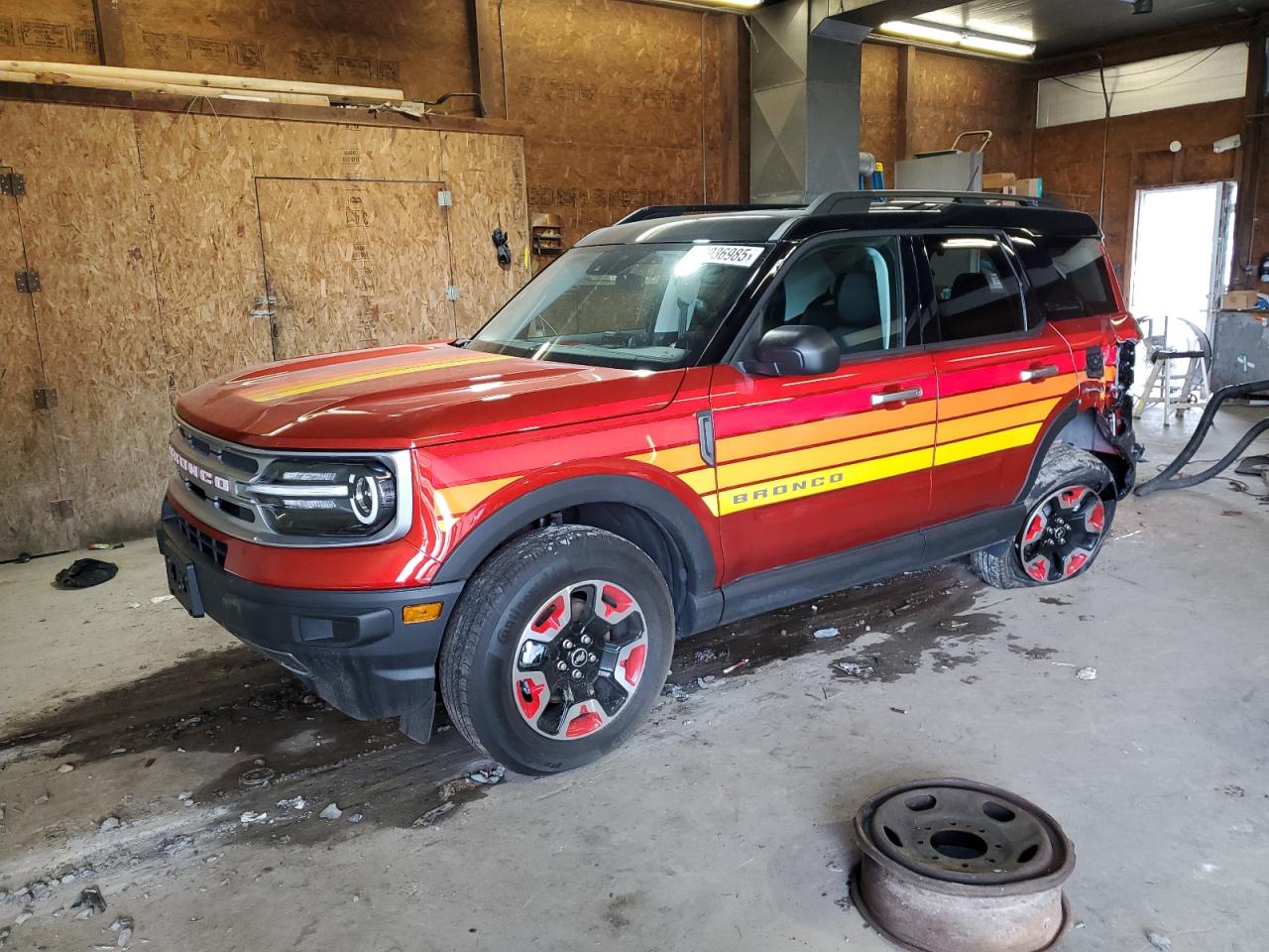 FORD BRONCO FREE WHEELING