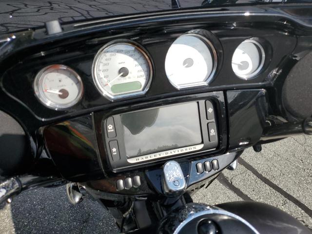 2017 HARLEY-DAVIDSON FLHXS STRE 1HD1KRC18HB617815