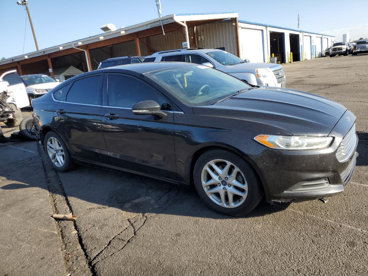FORD FUSION SE