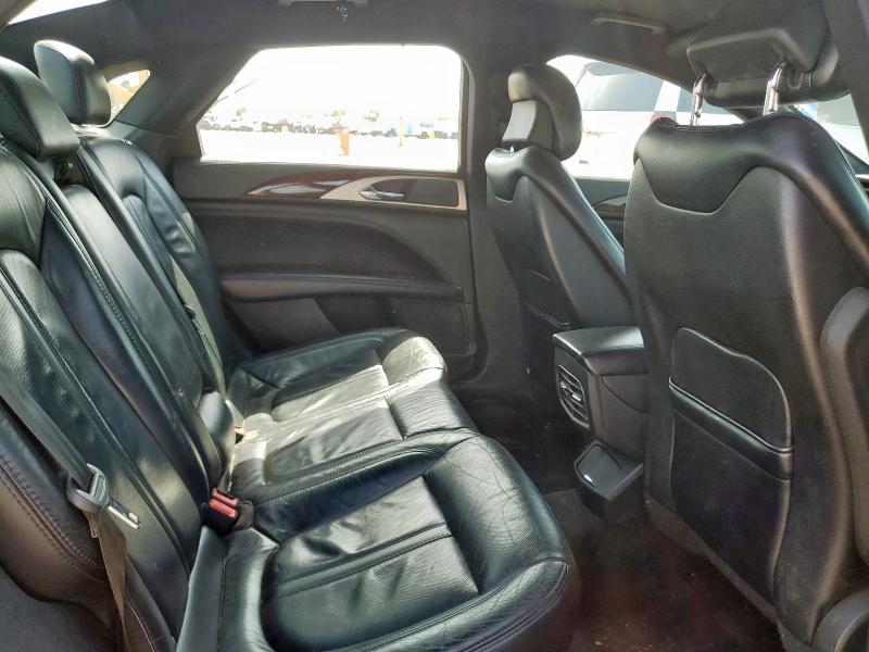 2017 LINCOLN MKZ RESERV 3LN6L5E98HR603761