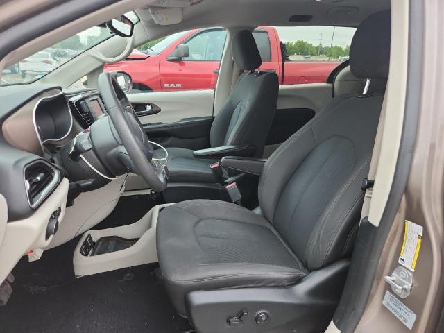 2017 CHRYSLER PACIFICA TOURING 2C4RC1DG8HR577890