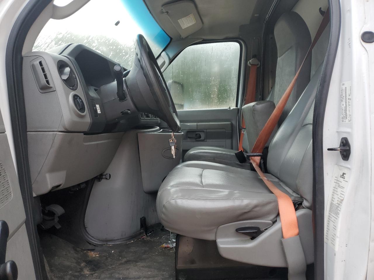 FORD ECONOLINE E350 SUPER DUTY CUTAWAY VAN