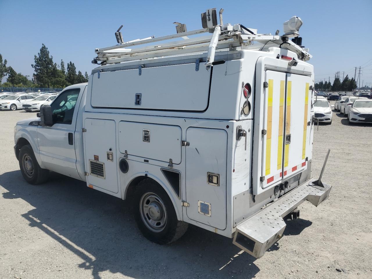 FORD F-350 SUPER DUTY
