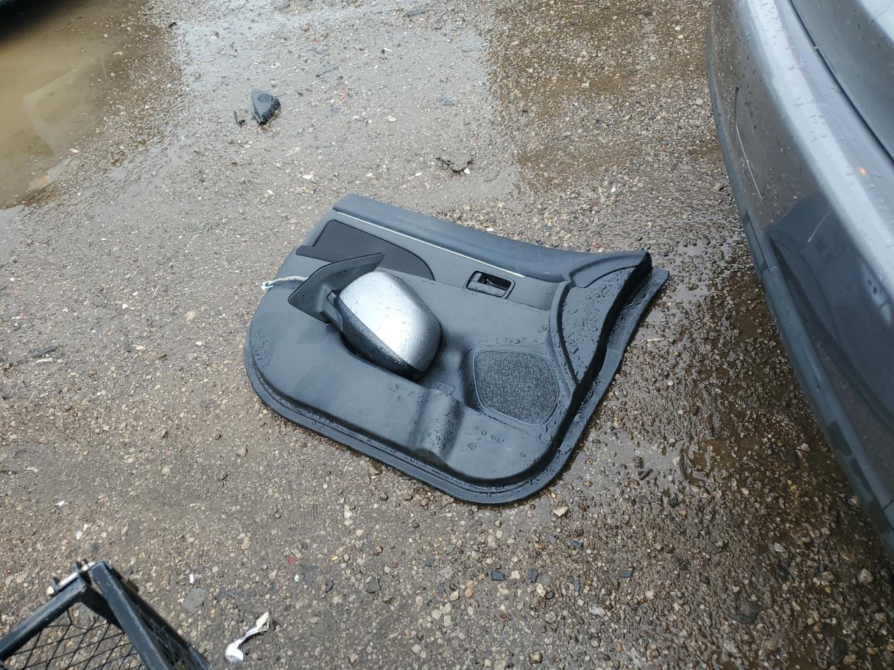 MITSUBISHI OUTLANDER ES