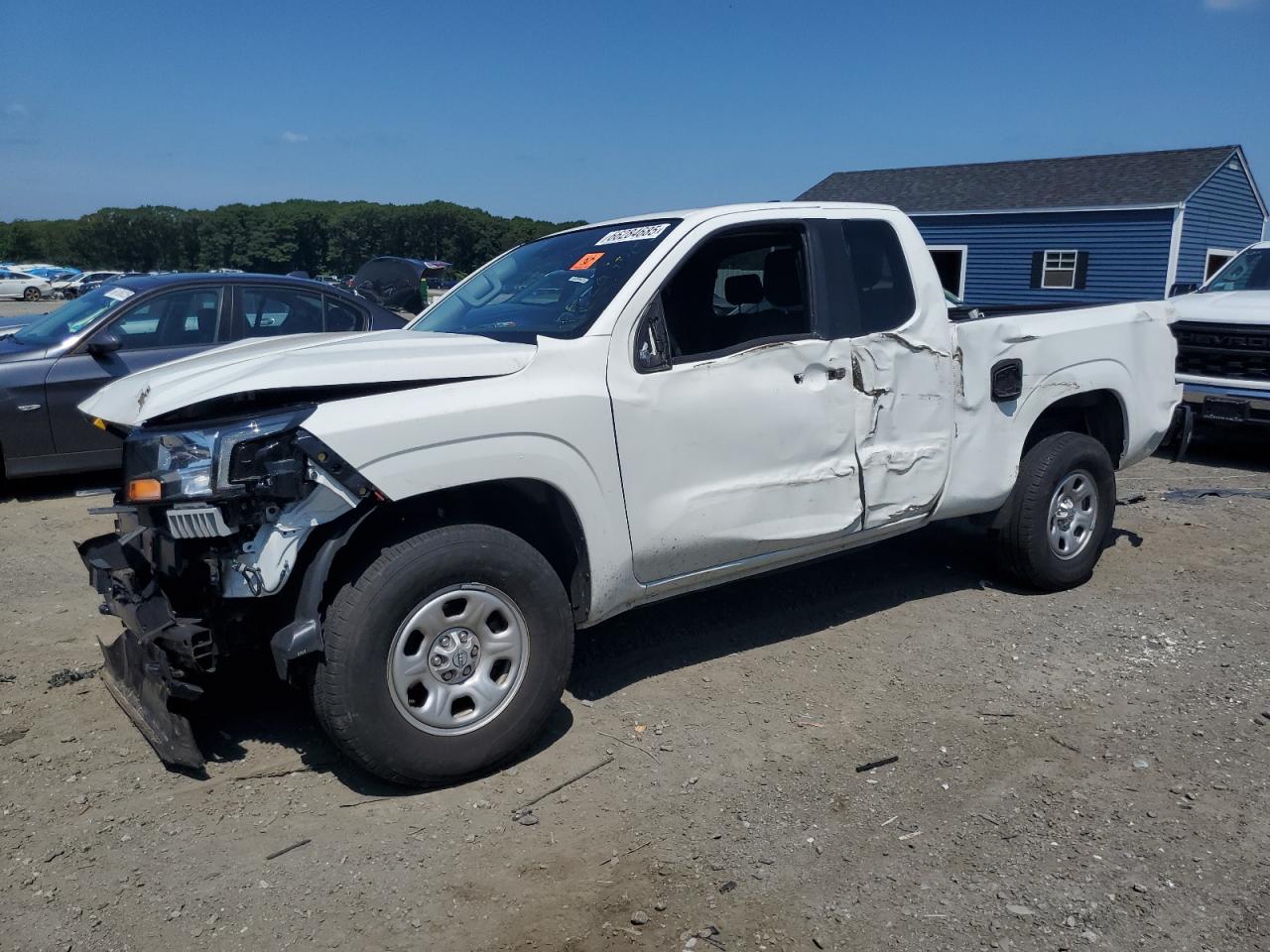 NISSAN FRONTIER S