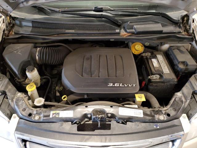 2015 CHRYSLER TOWN & COU 2C4RC1BG9FR636817
