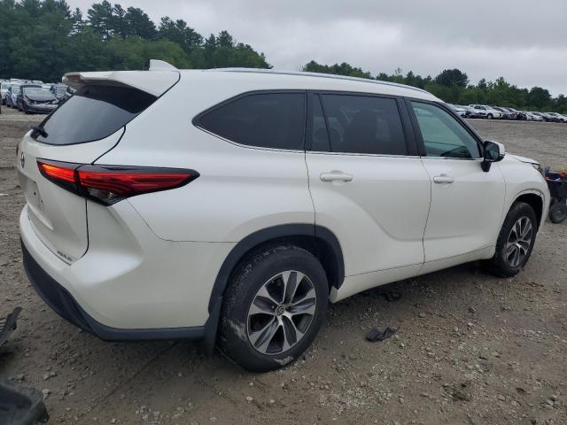 2021 TOYOTA HIGHLANDER 5TDGZRBH3MS086032