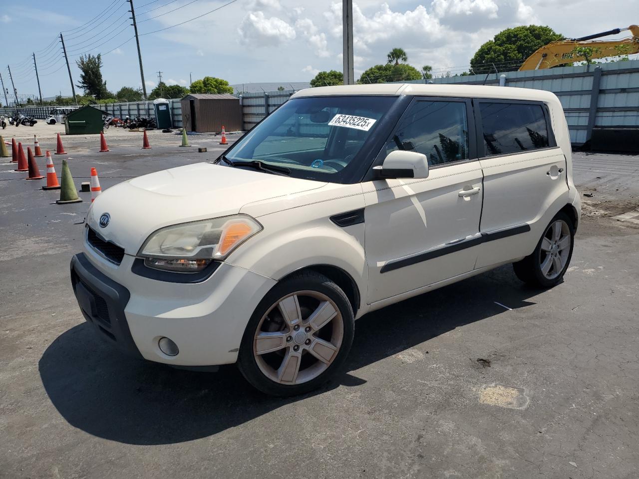 KIA SOUL +