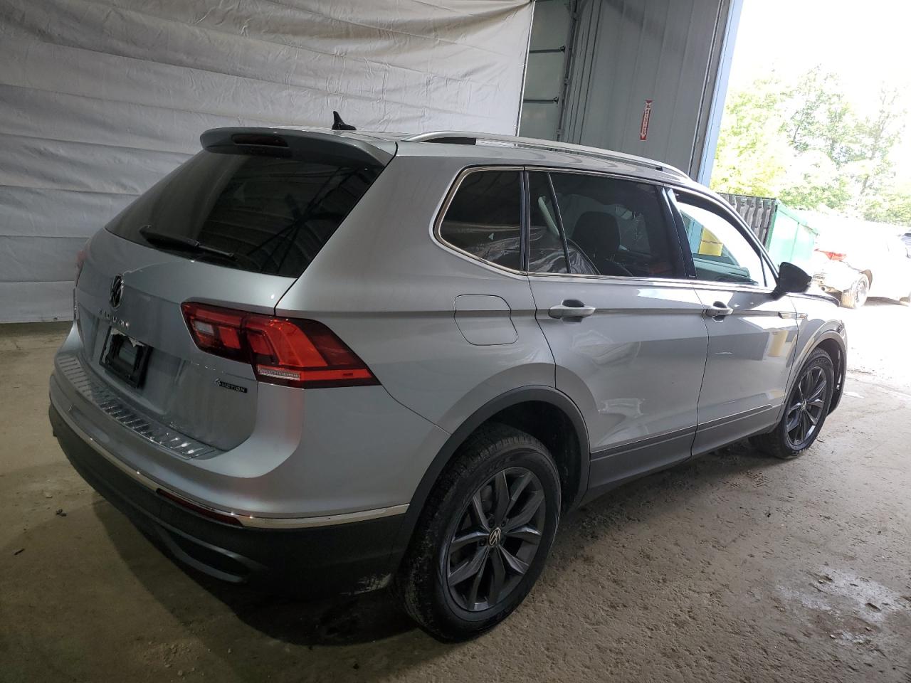 VOLKSWAGEN TIGUAN SE