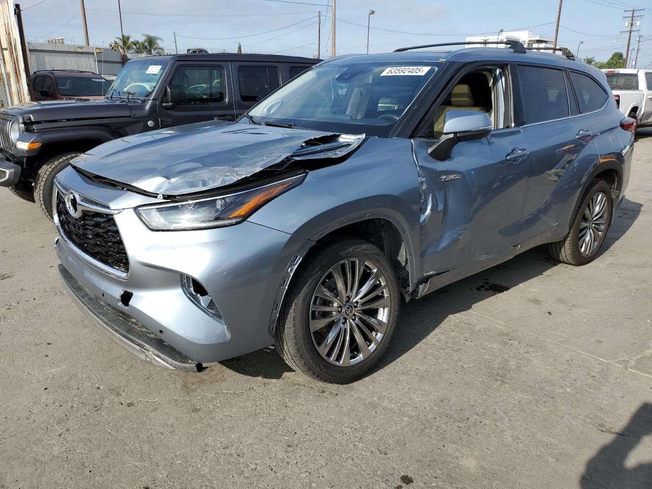 TOYOTA HIGHLANDER HYBRID PLATINUM