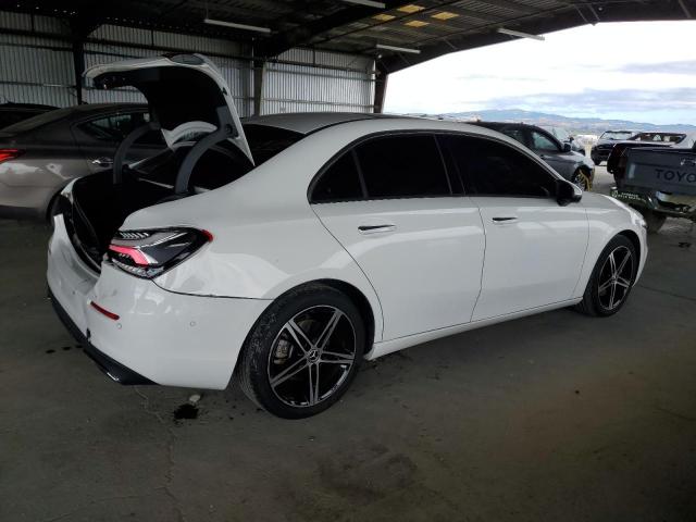 2021 MERCEDES-BENZ A 220 W1K3G4EB8MJ290083