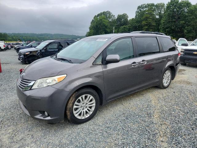 2014 TOYOTA SIENNA XLE - 5TDYK3DCXES482385