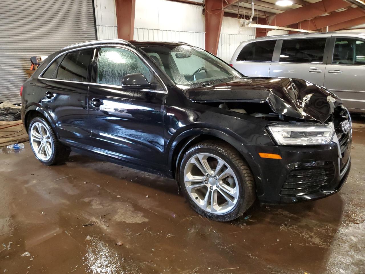 AUDI Q3 PREMIUM PLUS