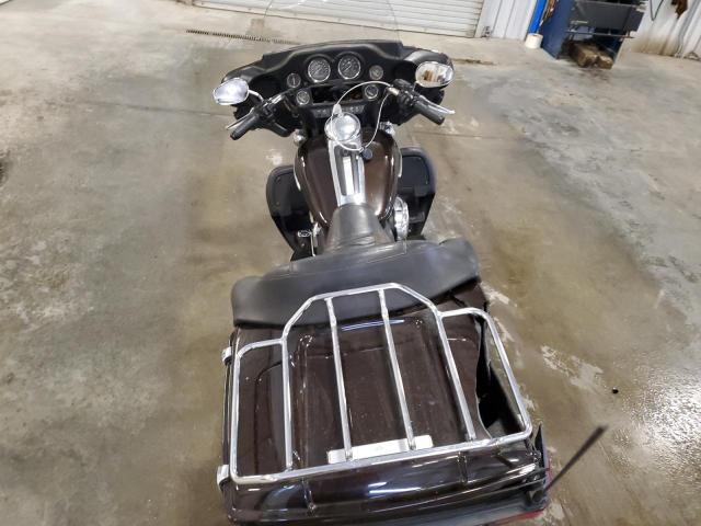 2011 HARLEY-DAVIDSON FLHTK 1HD1KEM19BB627025