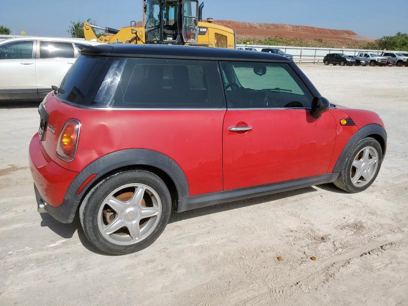 MINI COOPER 2007 red  gas WMWMF33567TT52479 photo #4