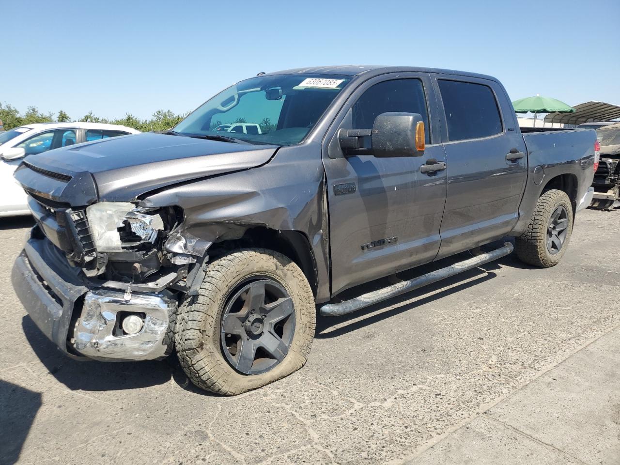 TOYOTA TUNDRA CREWMAX SR5