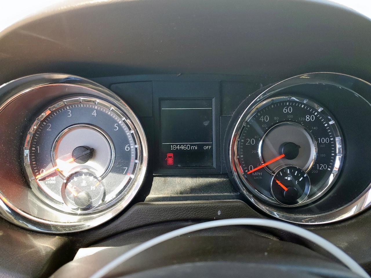 CHRYSLER TOWN & COUNTRY TOURING L