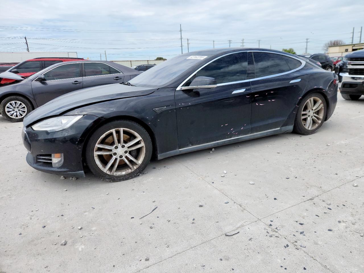 TESLA MODEL S