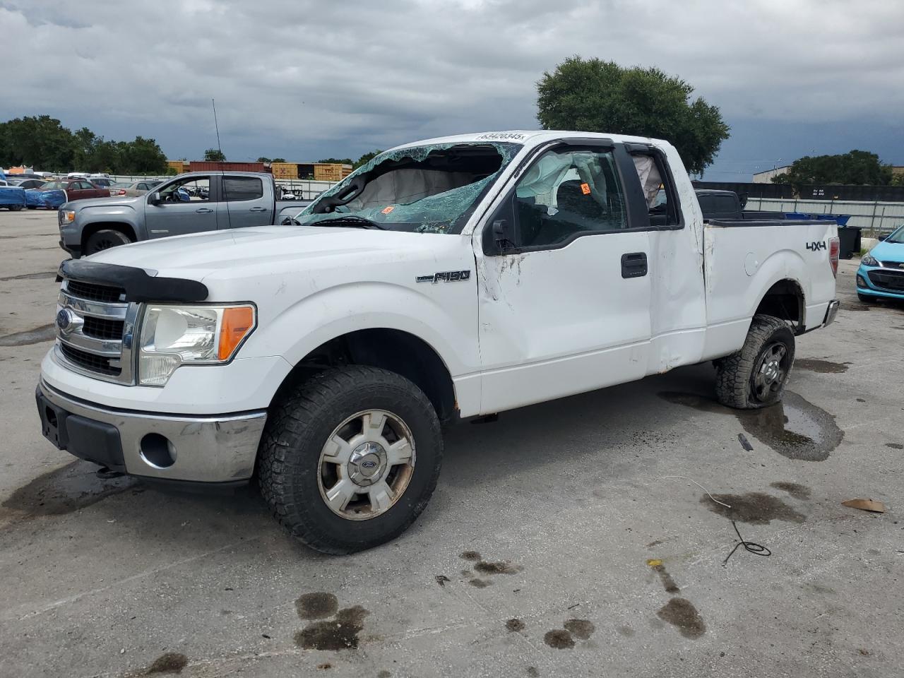 FORD F-150 SUPER CAB