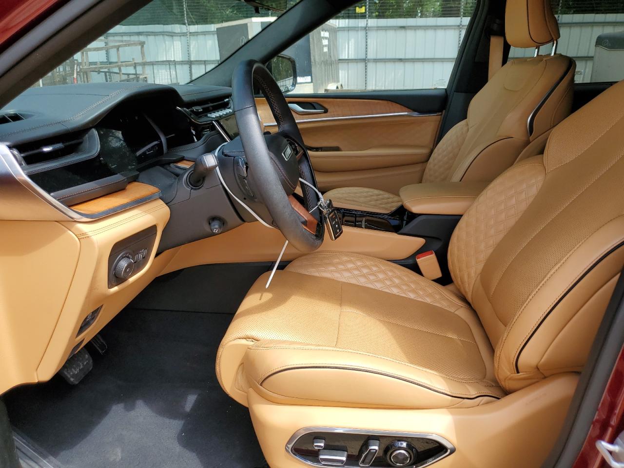 JEEP GRAND CHEROKEE L SUMMIT