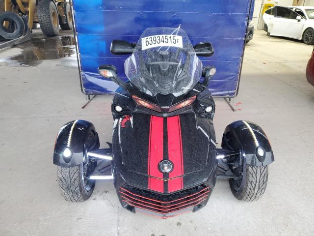 2018 CAN-AM SPYDER ROA 2BXRDDE28JV000307