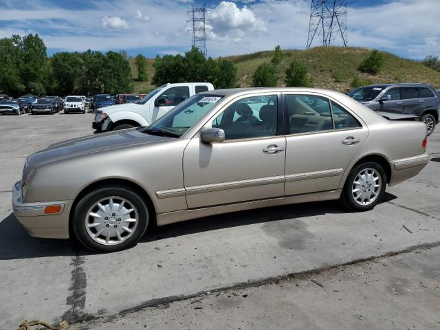 MERCEDES-BENZ E 320