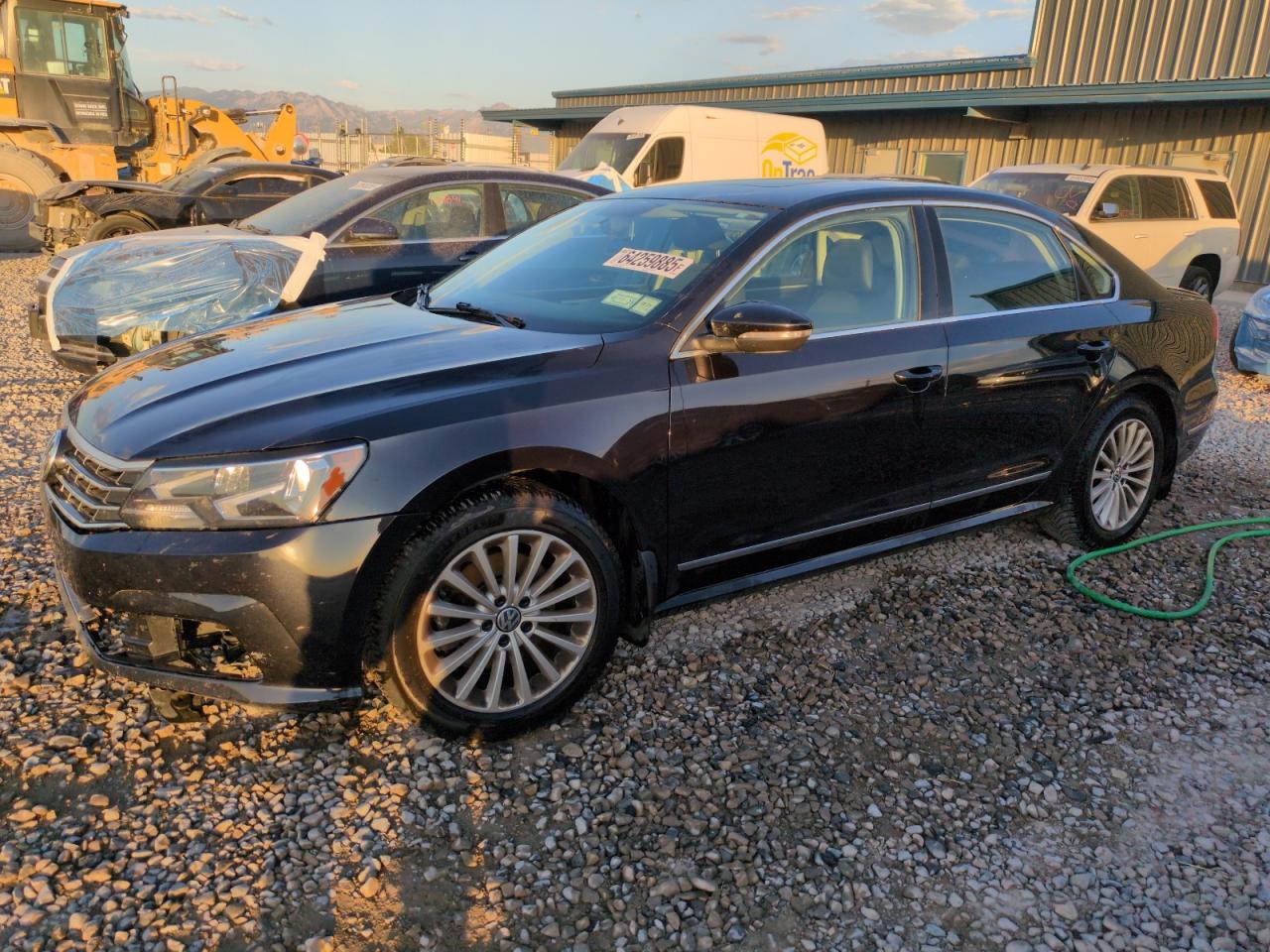 VOLKSWAGEN PASSAT SE
