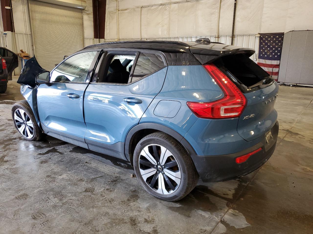 VOLVO XC40 RECHARGE PLUS