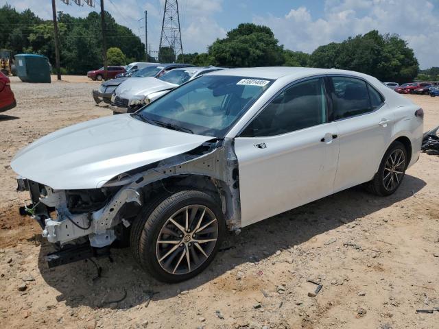 TOYOTA CAMRY XLE