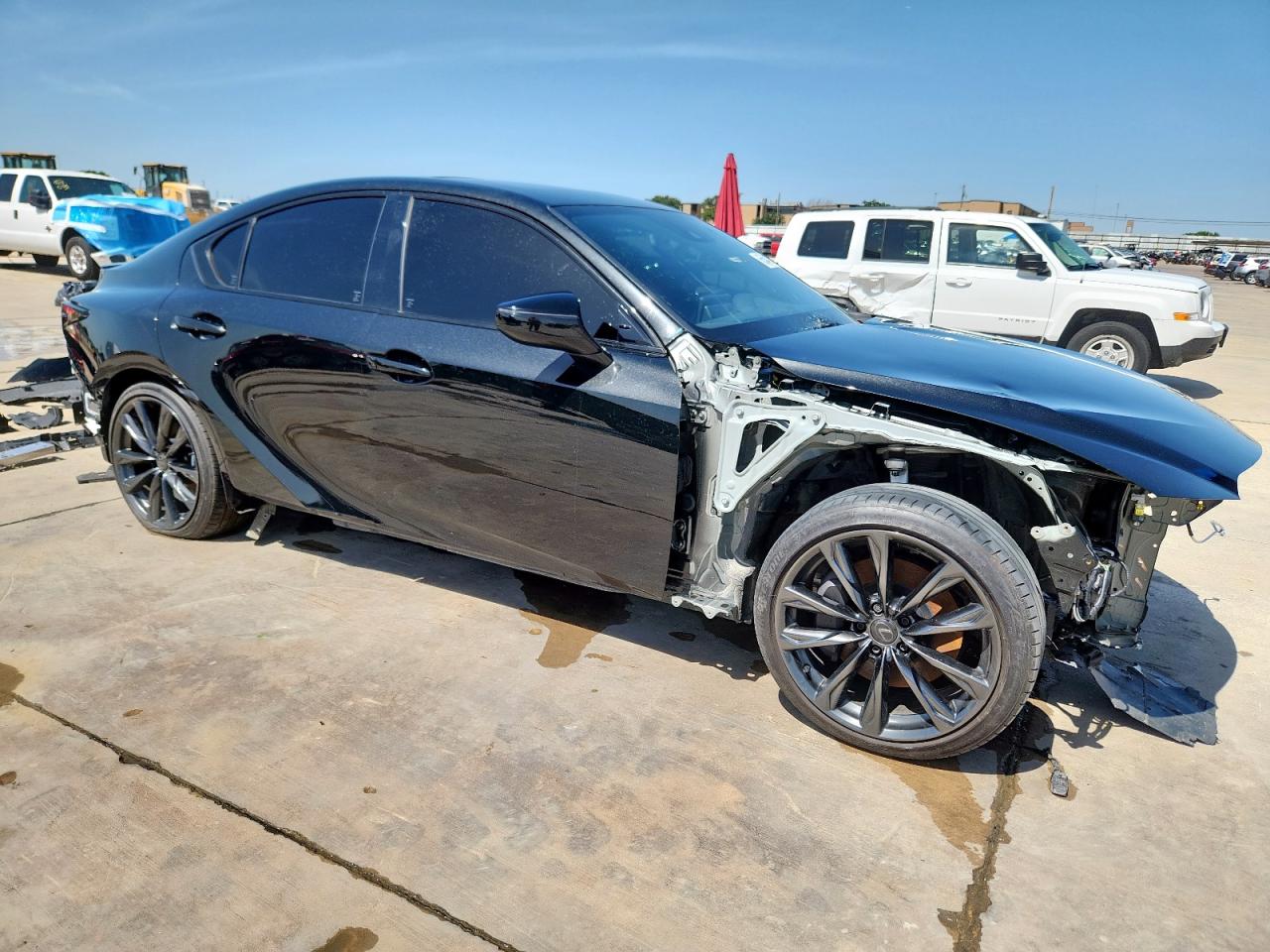 LEXUS IS 350 F SPORT DESIGN