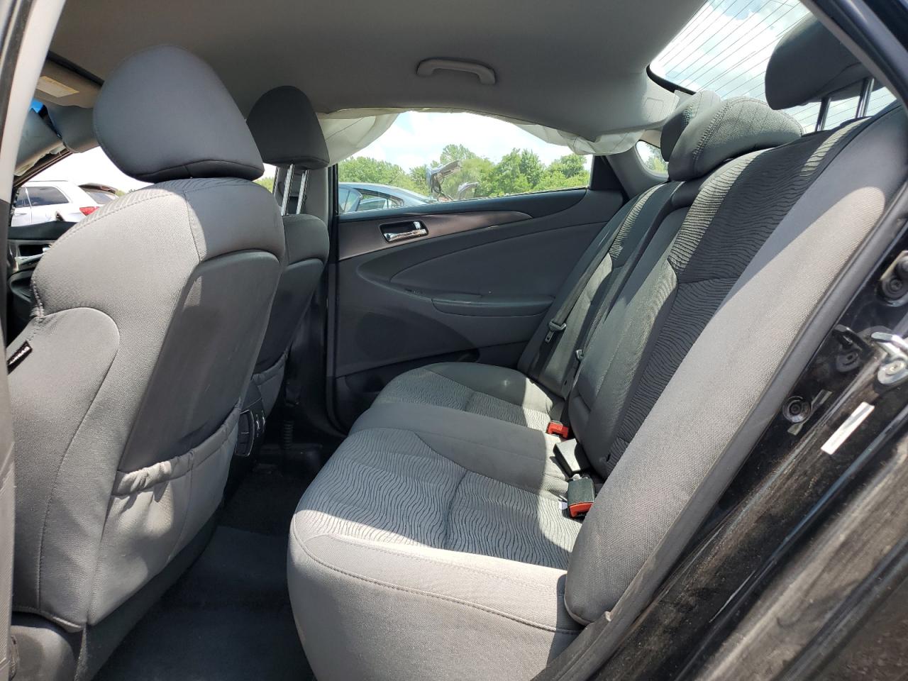 HYUNDAI SONATA HYBRID