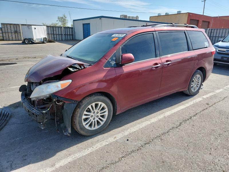 TOYOTA SIENNA XLE