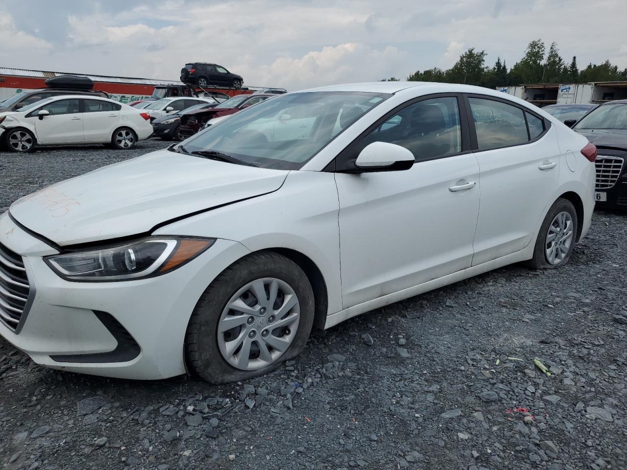 HYUNDAI ELANTRA SE