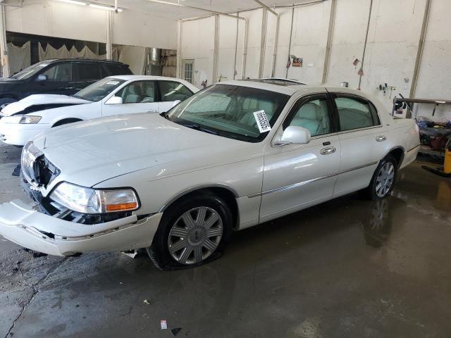 LINCOLN TOWN CAR U