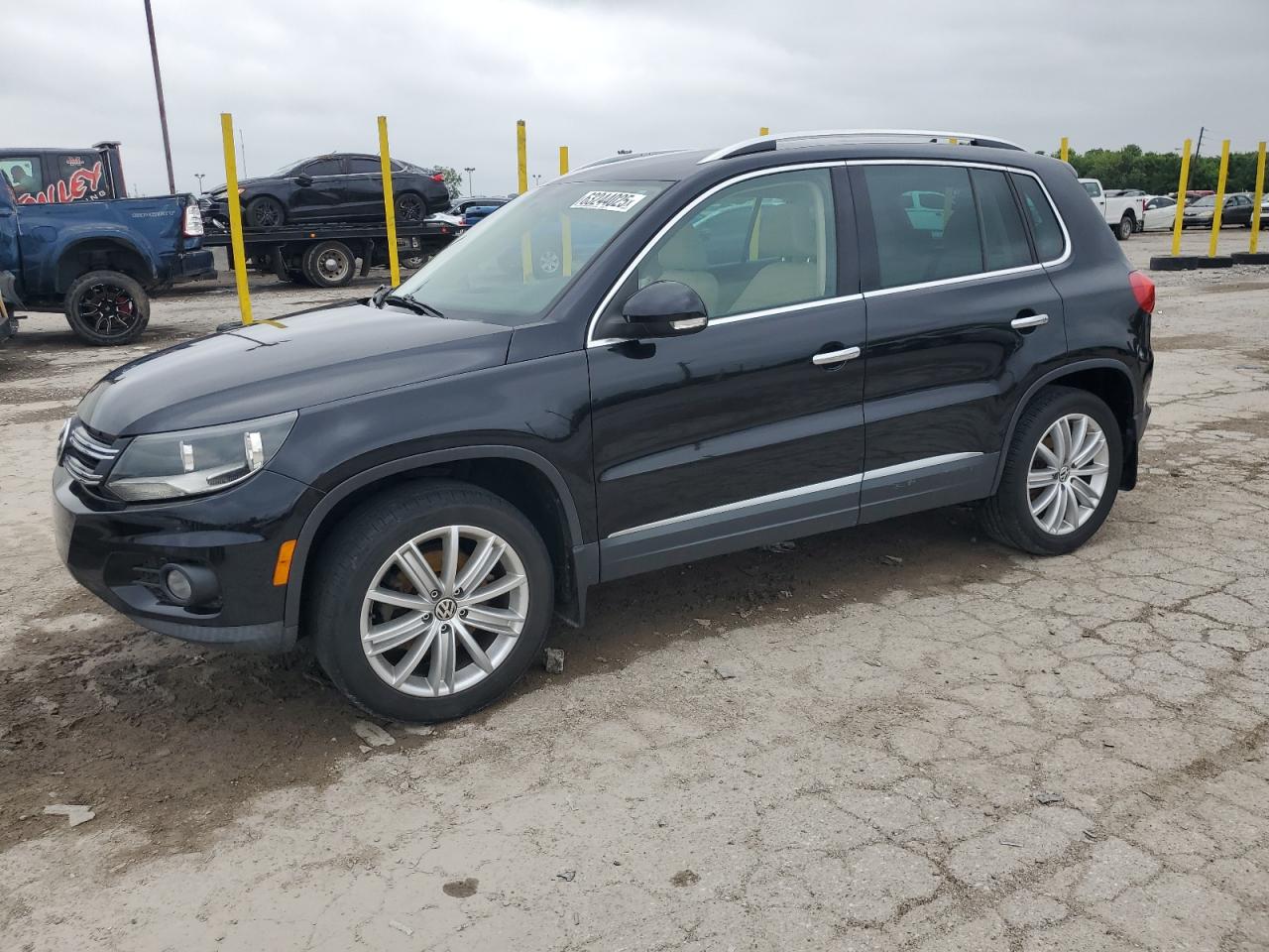 VOLKSWAGEN TIGUAN S