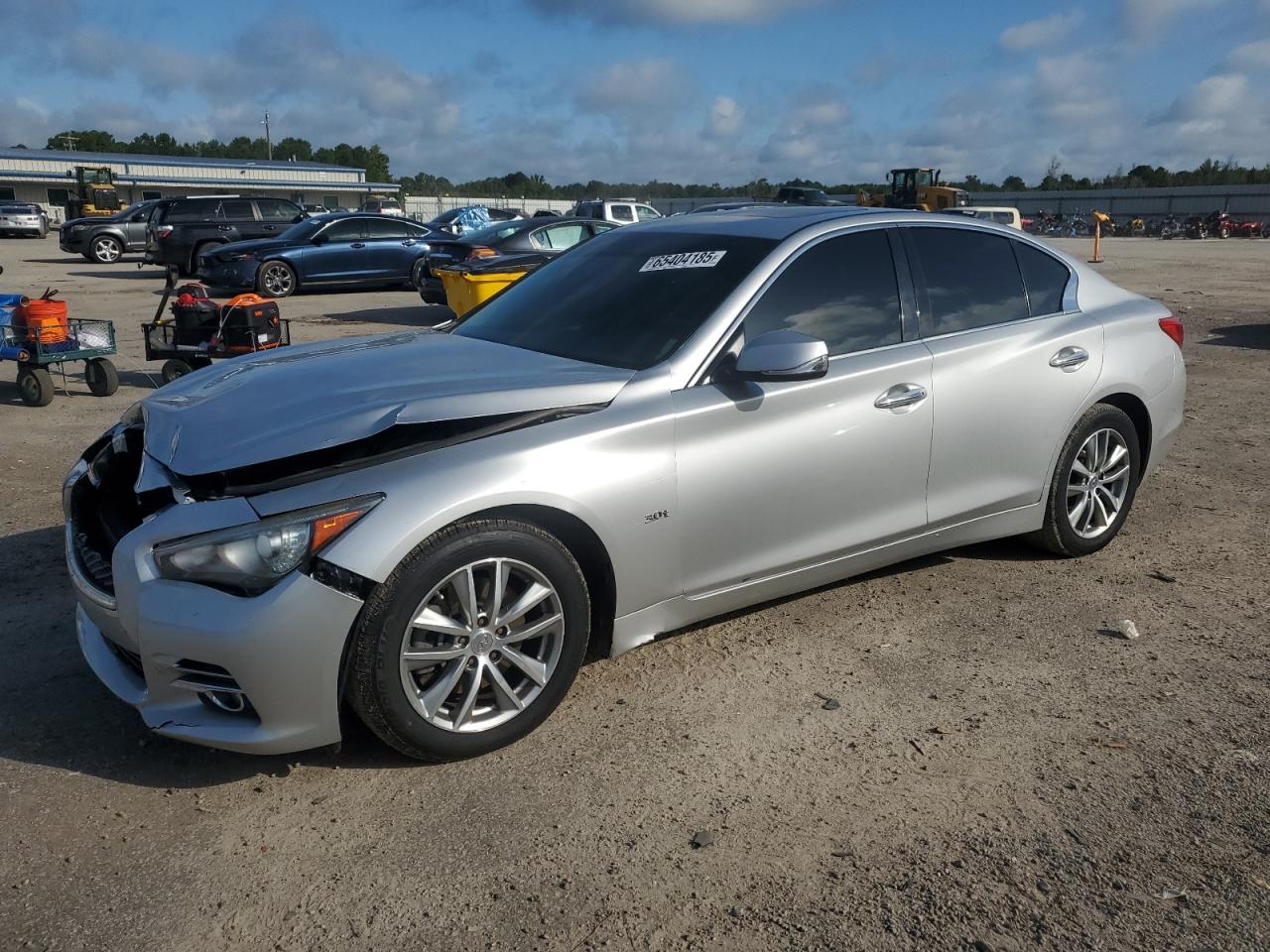INFINITI Q50 PREMIUM