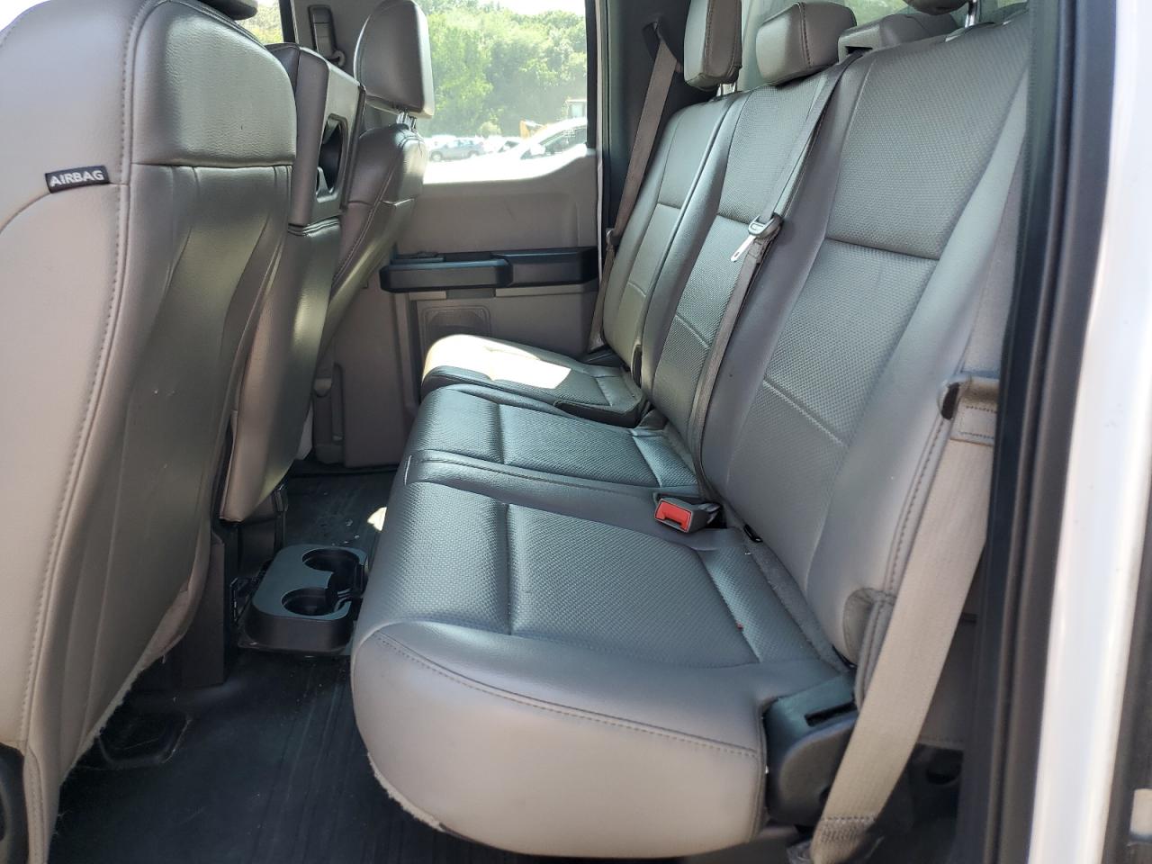 FORD F-150 SUPER CAB