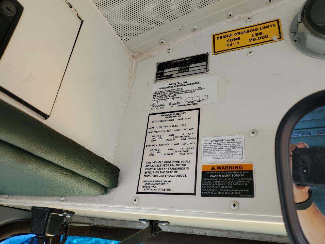 Lot #3208785373 2014 IC CORPORATION 3000 CE