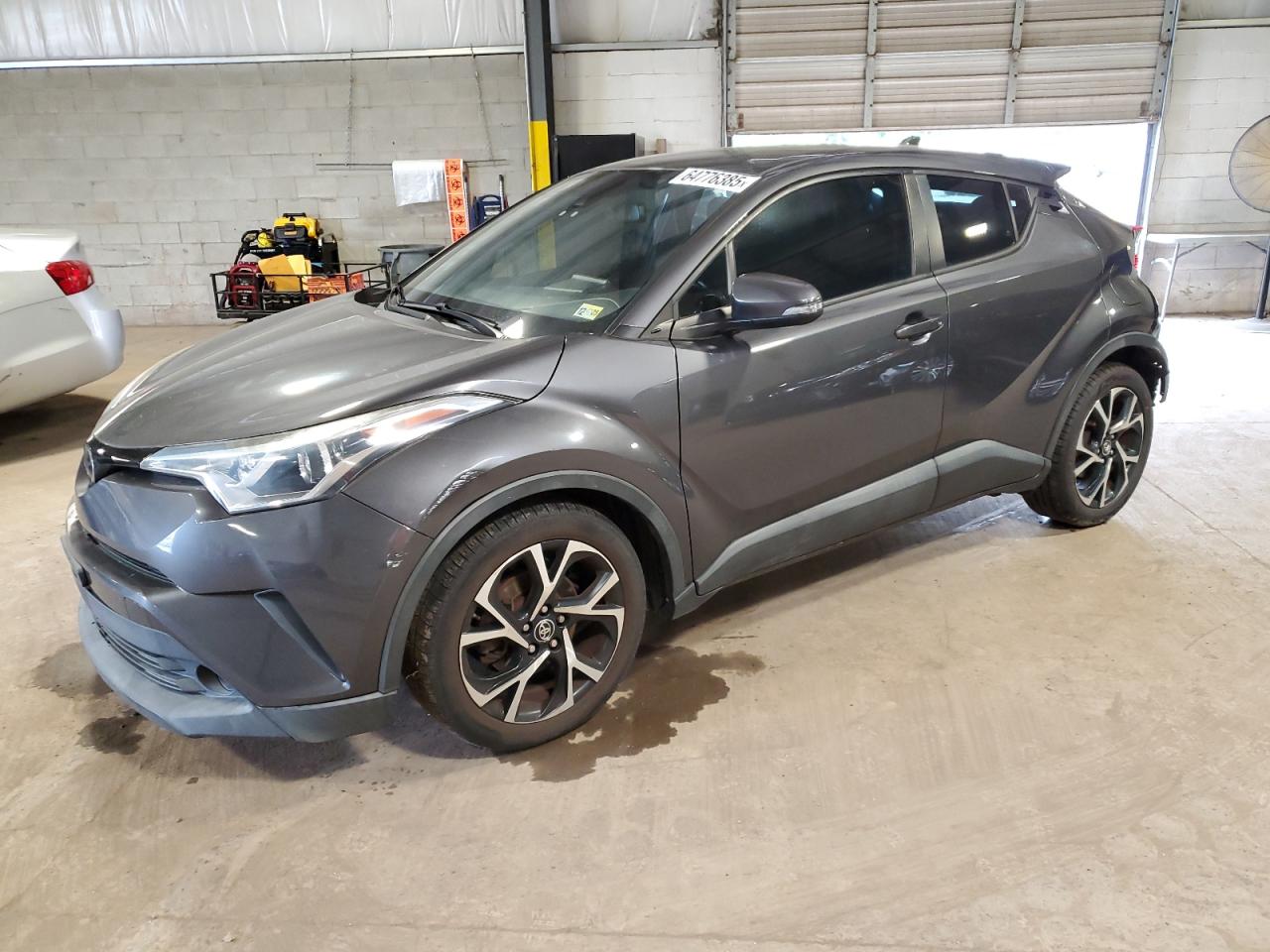 TOYOTA C-HR XLE