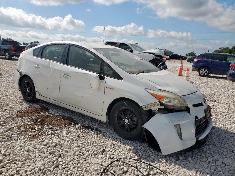 2015 TOYOTA PRIUS JTDKN3DU3F0444202