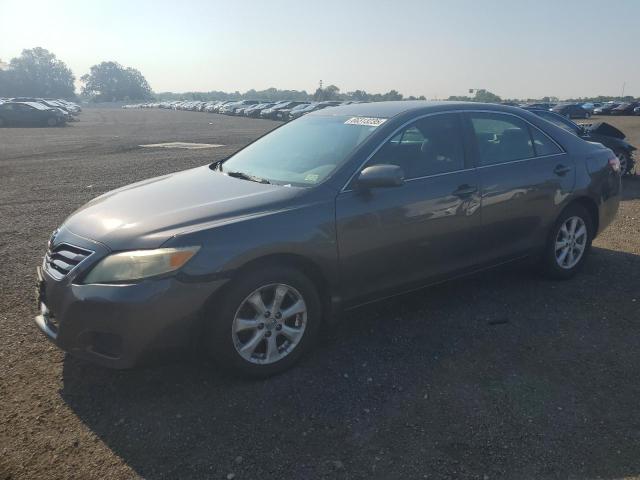 TOYOTA CAMRY BASE