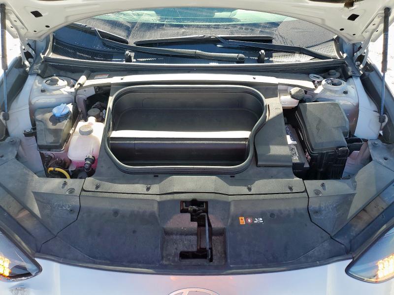 2023 HYUNDAI IONIQ 6 SE KMHM34AC2PA051363